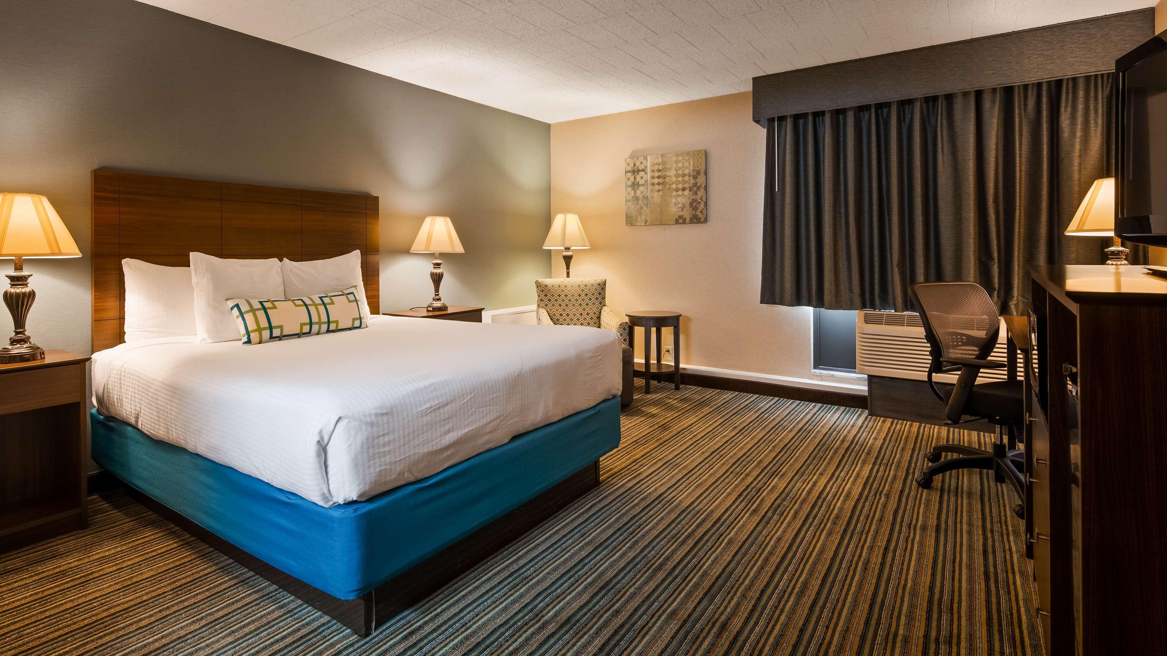 Best Western Woodhaven Inn Ngoại thất bức ảnh