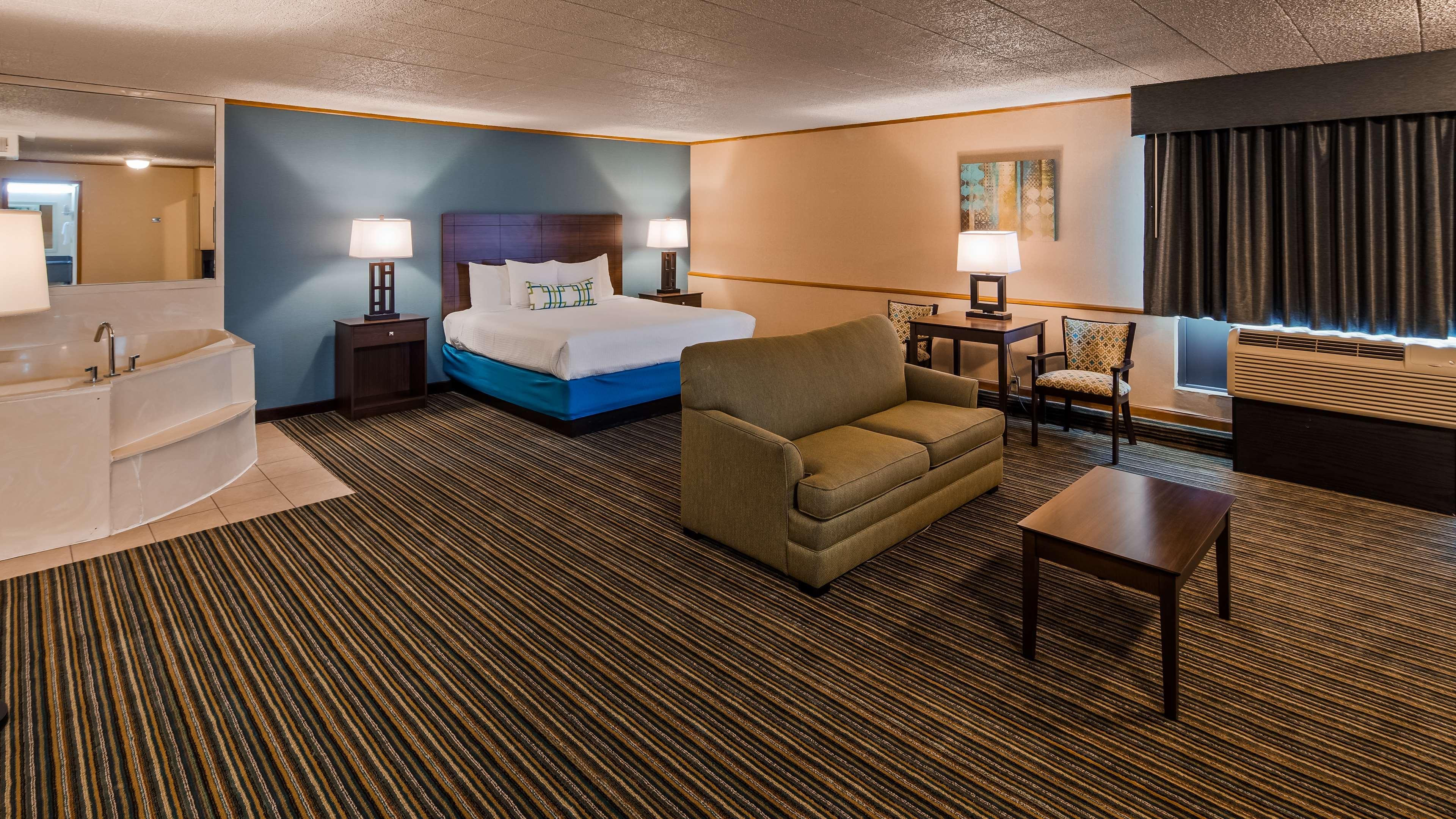 Best Western Woodhaven Inn Ngoại thất bức ảnh