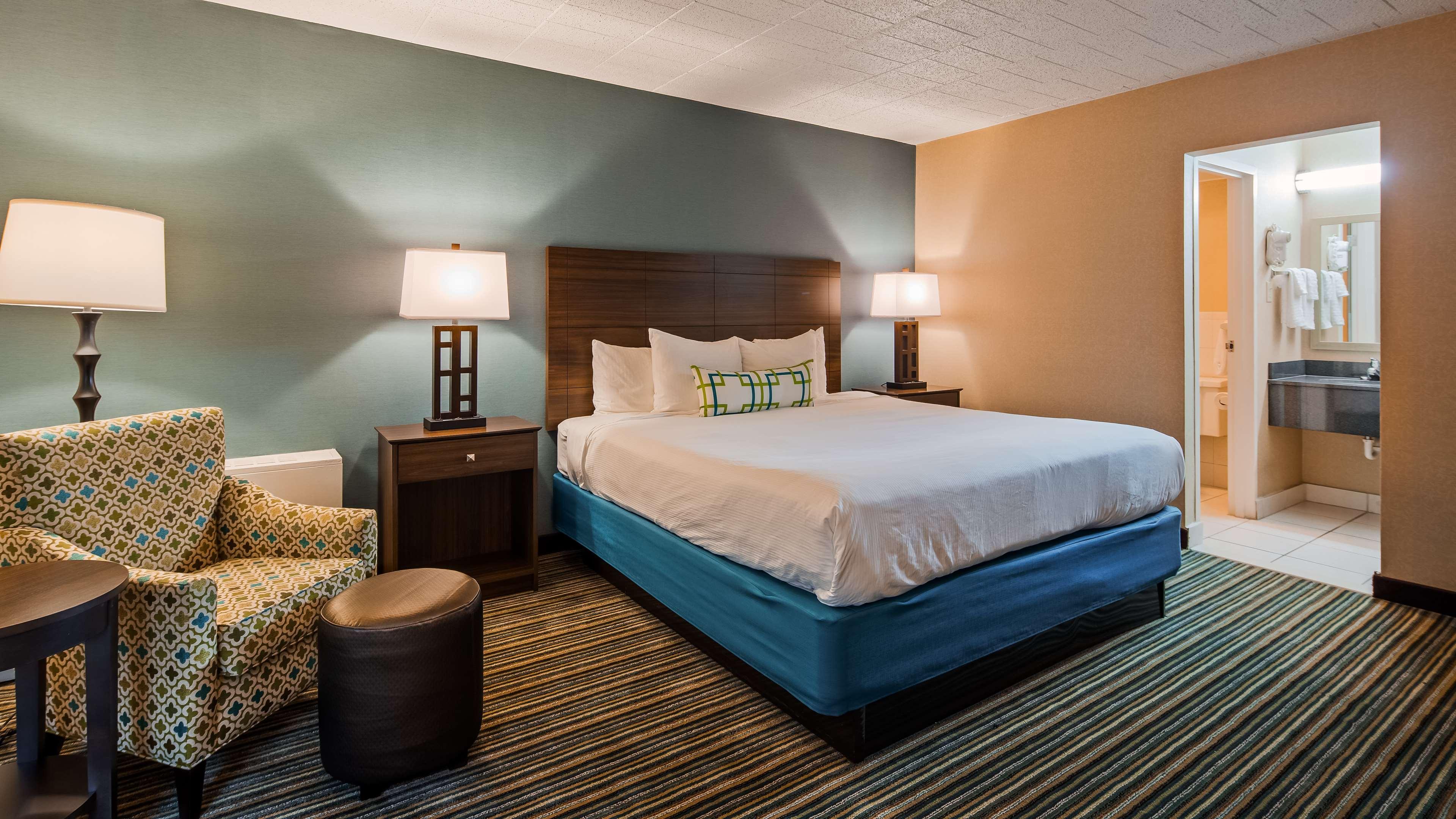 Best Western Woodhaven Inn Ngoại thất bức ảnh
