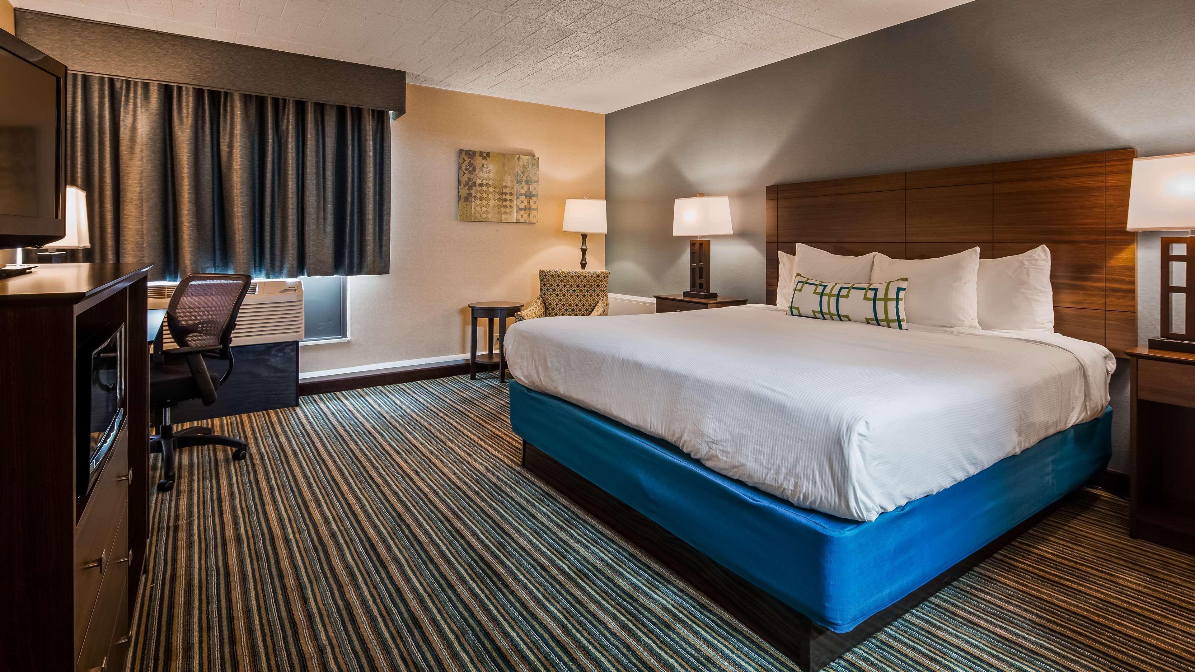 Best Western Woodhaven Inn Ngoại thất bức ảnh