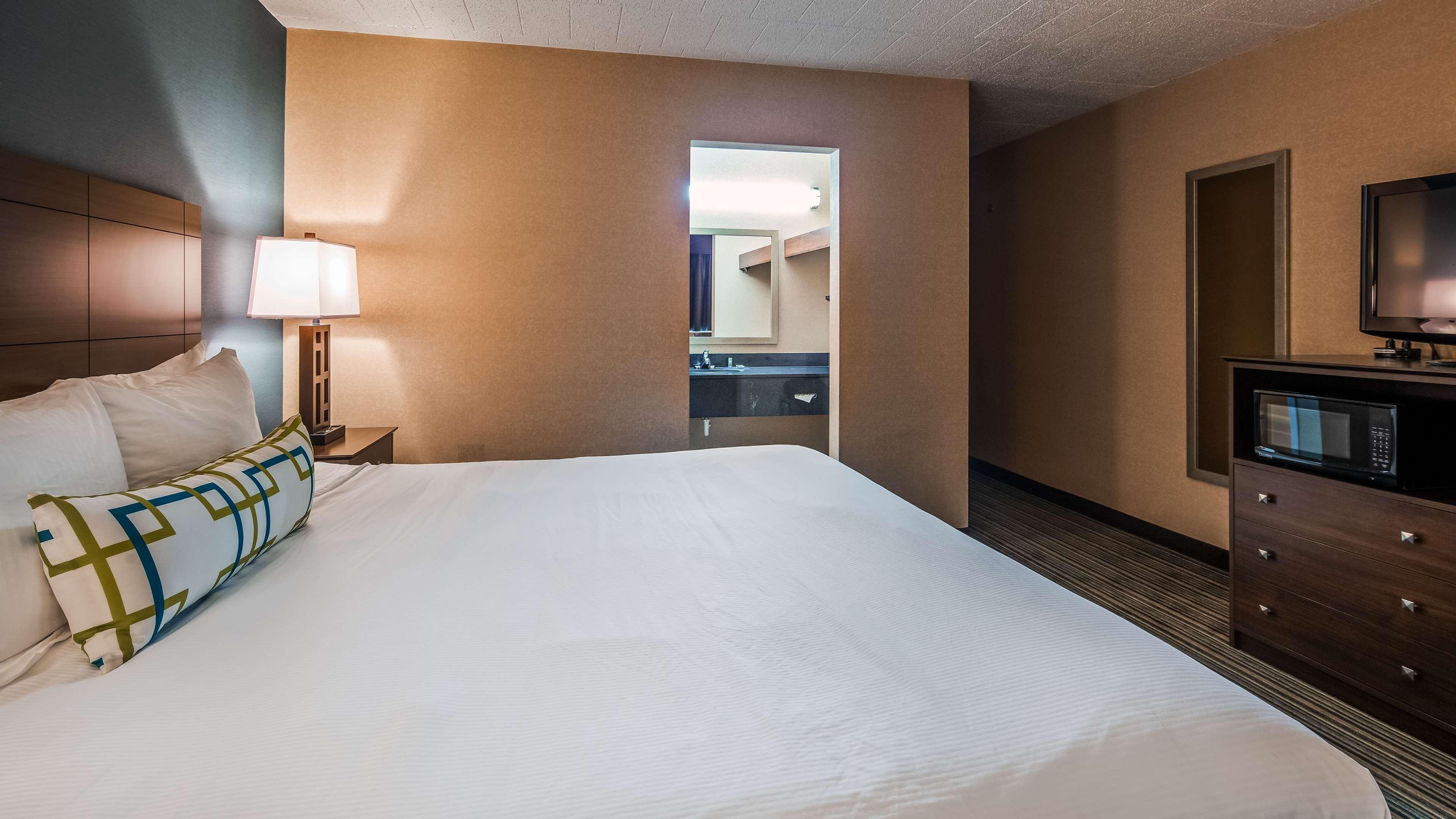 Best Western Woodhaven Inn Ngoại thất bức ảnh