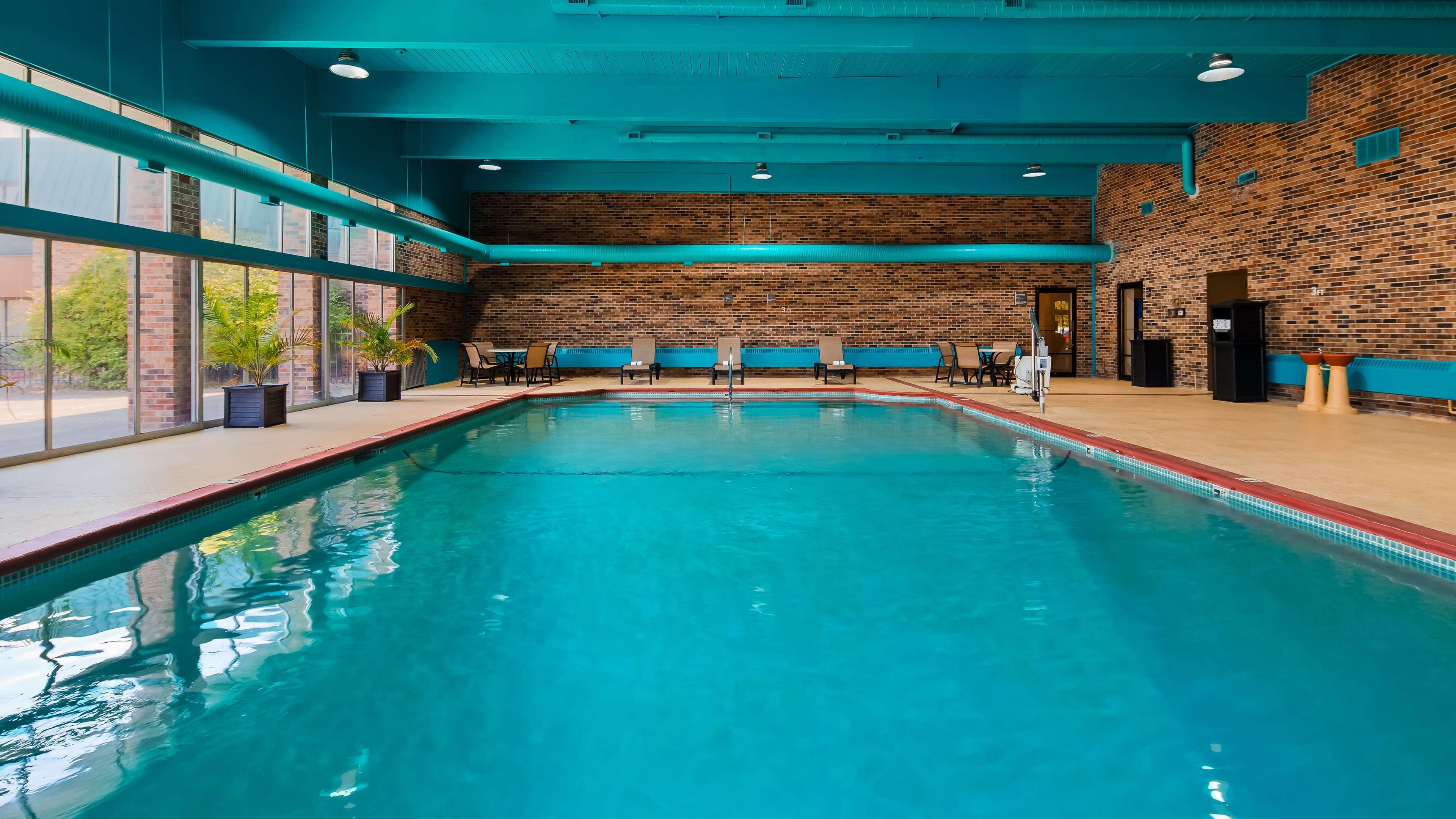 Best Western Woodhaven Inn Ngoại thất bức ảnh